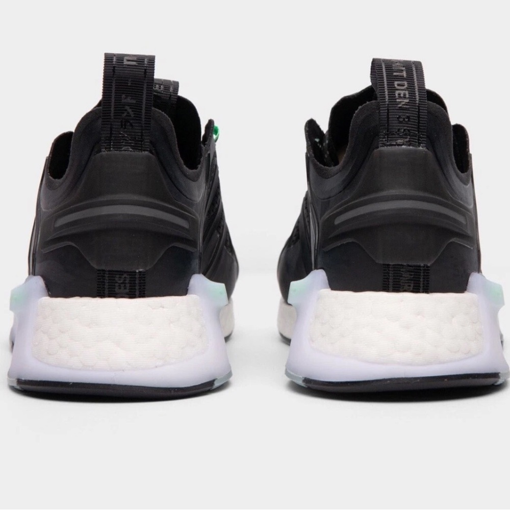 Adidas Originals NMD V3 Size men’s 9.5 Running Sneakers #084 black and mint - Picture 4 of 9